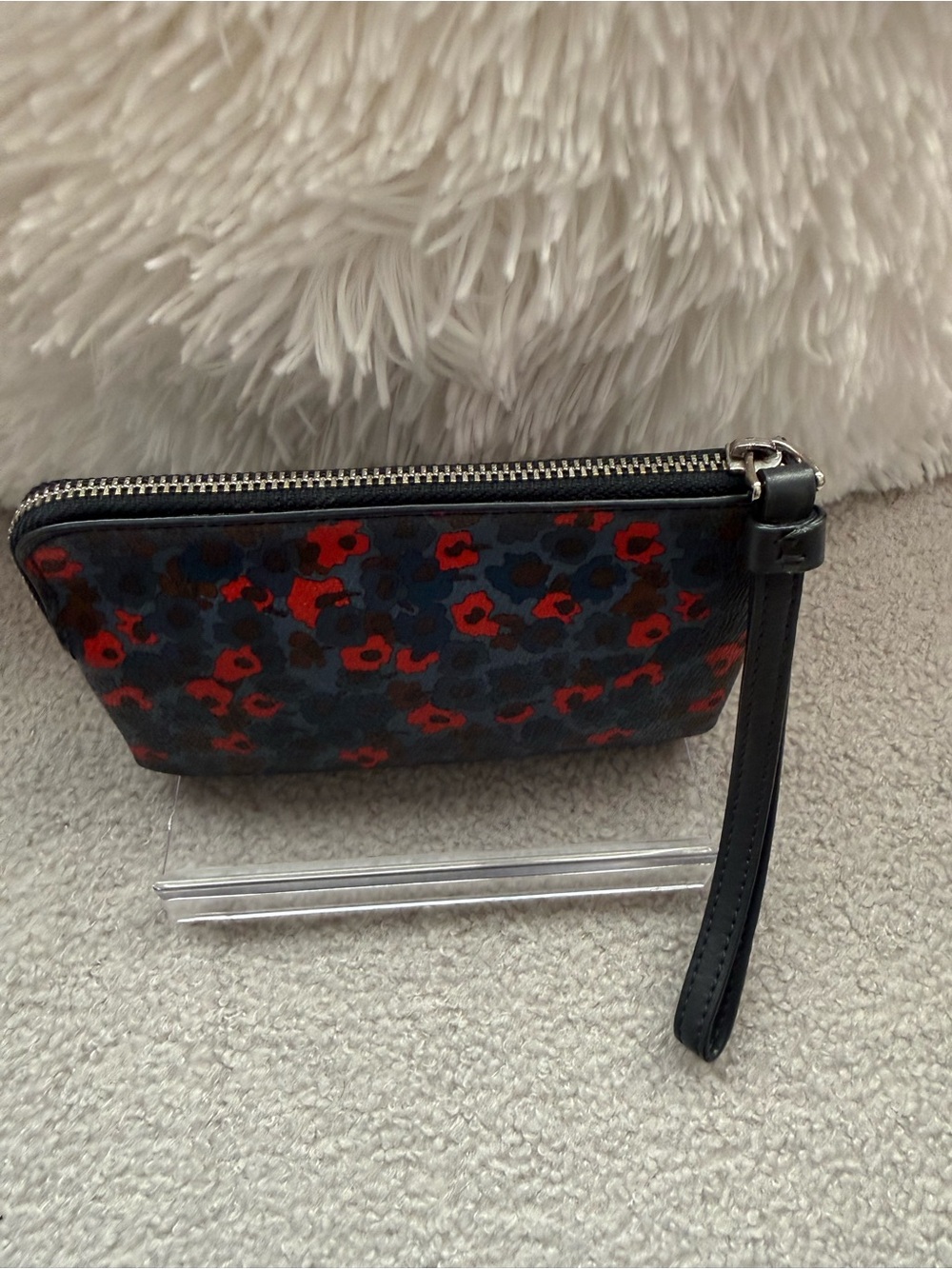 Coach Meadow Cluster Floral Corner Zip Wristlet NWOT - Picture 7 of 14